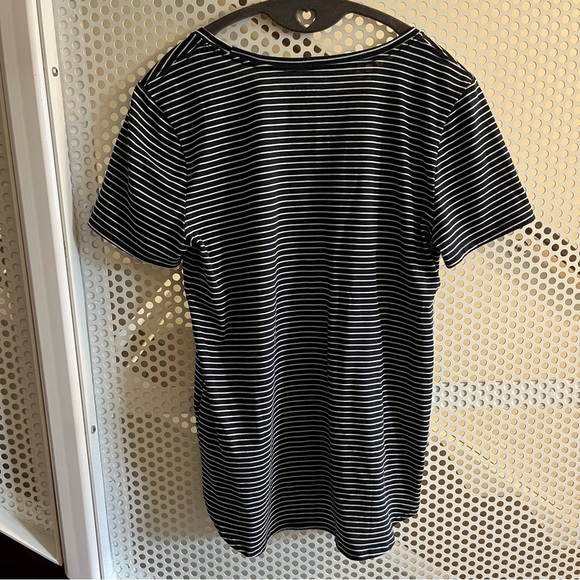 Joe Fresh Striped Boyfriend Tee Short-sleeve Size medium Navy/White Free** - Picture 2 of 5